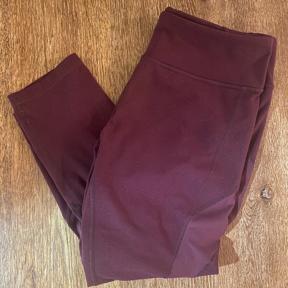 Zella Cropped Plum Leggings Size M - Picture 3 of 3